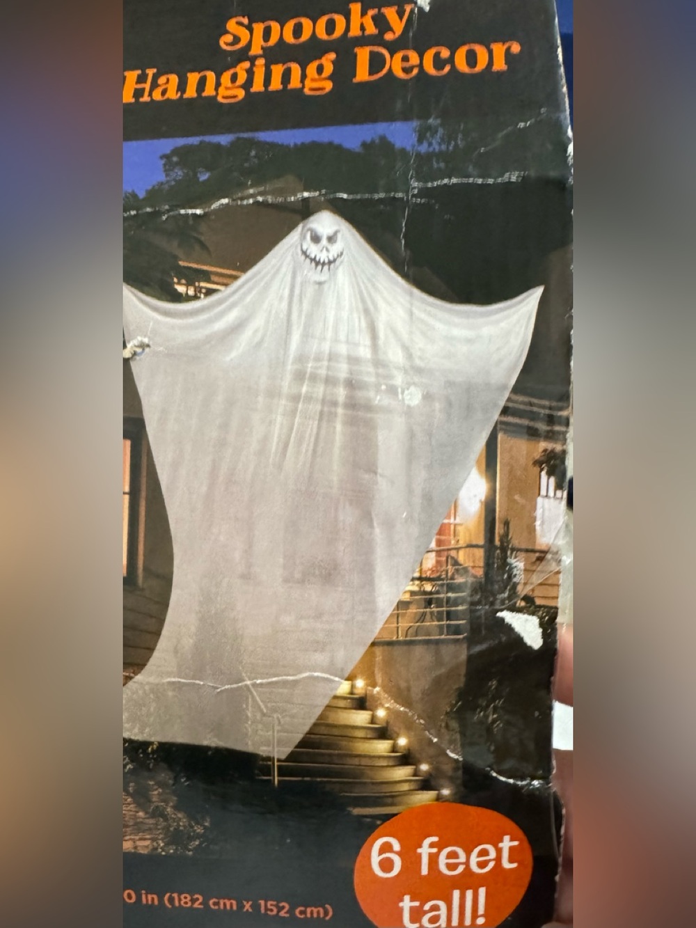 Spooky Halloween Decor